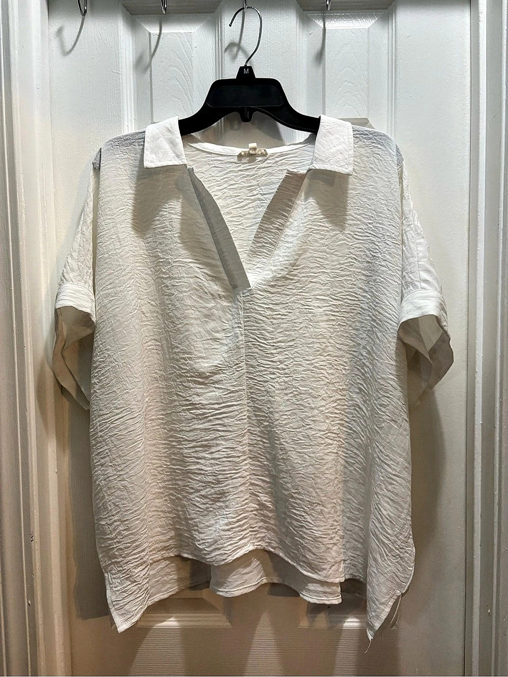 JODIFL Textured Short Sleeve Blouse in White
